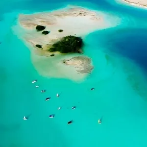 Private Bacalar Lagoon, Cenote Azul & San Felipe Fort Tour